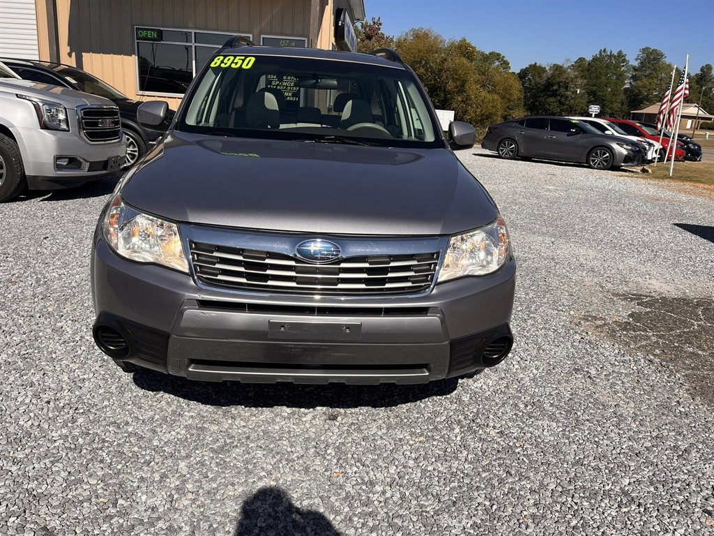 2010 Subaru Forester X Premium's photo