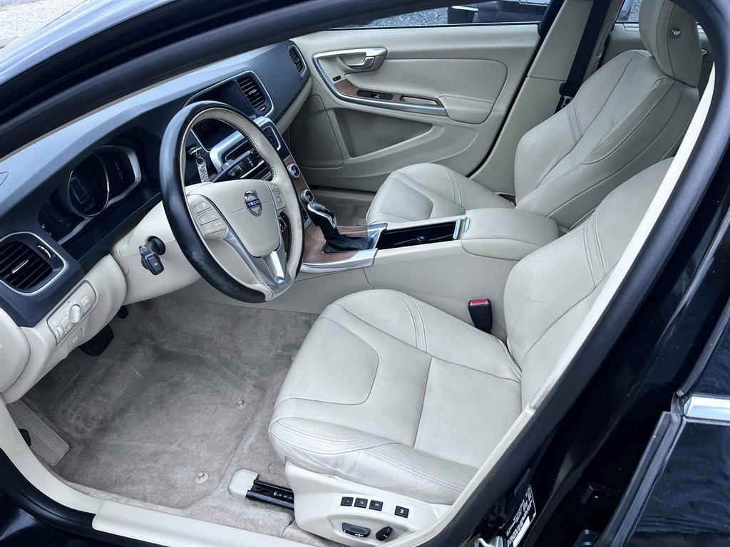 2016 Volvo S60 T5 Platinum - Photo 8