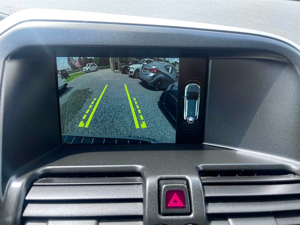 2016 Volvo XC60 T6 - Photo 11
