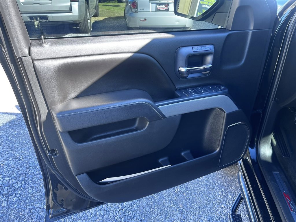 2017 Chevrolet Silverado 1500 LTZ Z71 - Photo 8